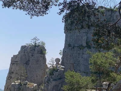 Cadières de Brandis